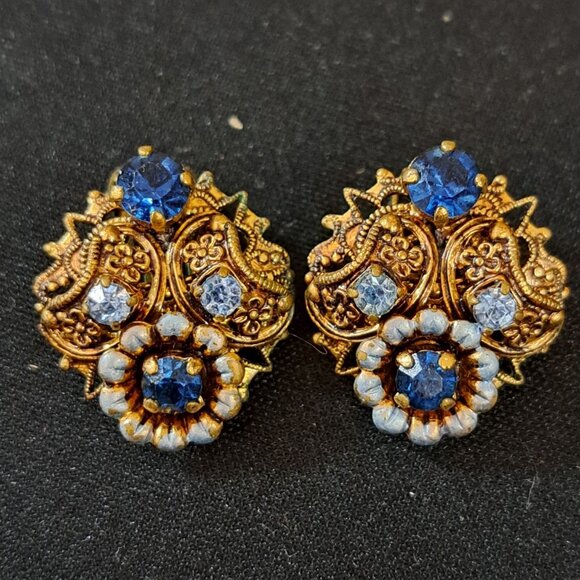 Vintage West Germany Gold Tone Filigree Blue Floral Clip On Earrings - Picture 1 of 5